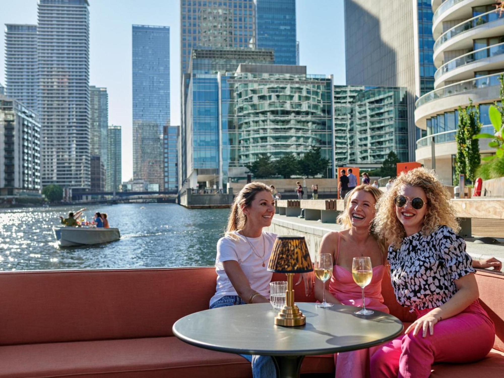Stylish Canary Wharf Apt, Corporates And Tourists London Exteriör bild